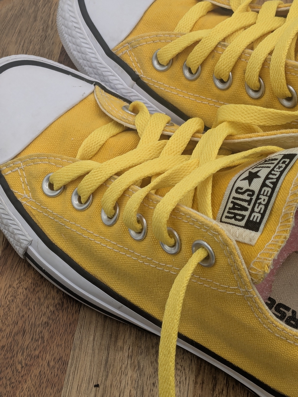 Converse Chuck Taylor All Star Ox Low Top Yellow Canvas Sneakers Women's 7 - Picture 5 of 11